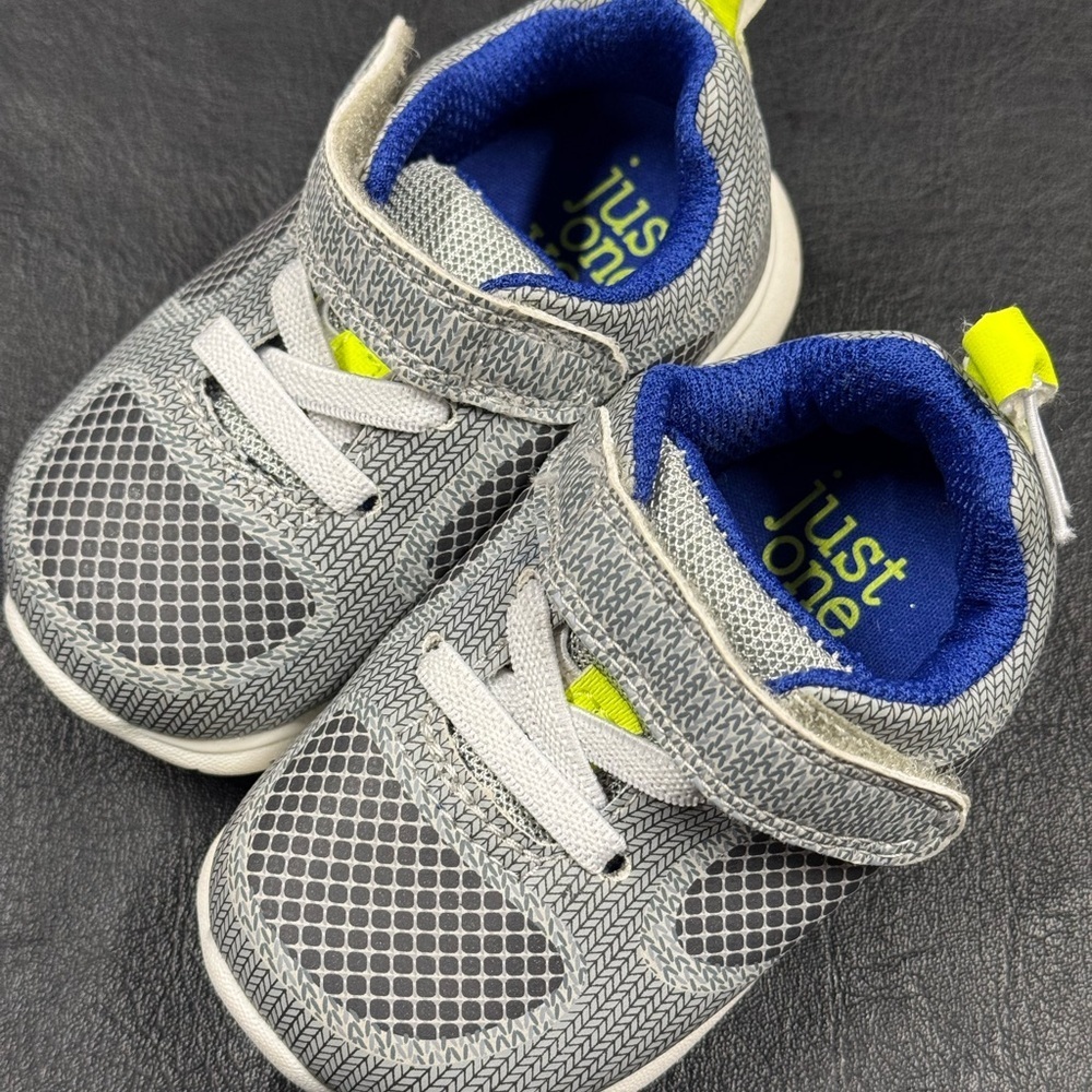 Carter's Kids Sneakers NWOT